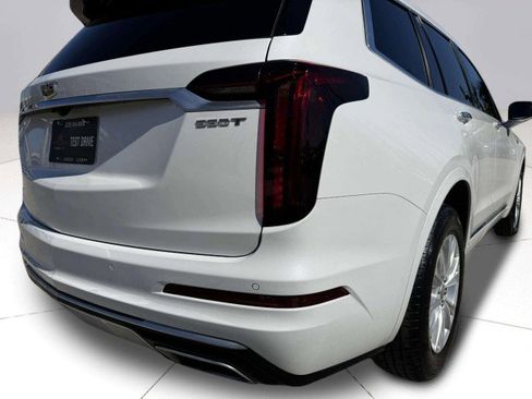 Used 2023 Cadillac XT6 Luxury FWD image 17