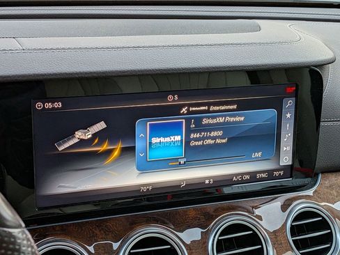 Used 2018 Mercedes-Benz E 300 image 17