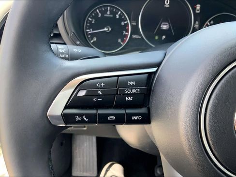 Used 2024 MAZDA MAZDA3 2.5 Turbo Sedan w/Premium Plus image 23