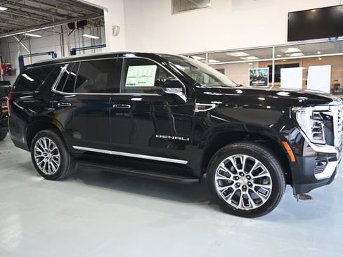 New 2026 GMC Yukon Denali w/ Advanced Technology Package AWD/4WD image 4