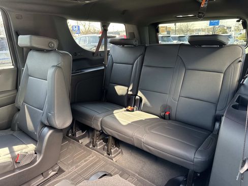 New 2026 Chevrolet Suburban Z71 w/ Z71 Off-Road Package image 18