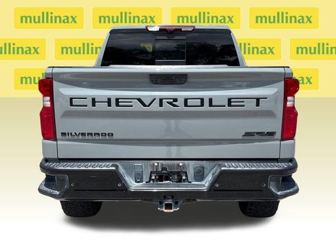 Used 2024 Chevrolet Silverado 1500 ZR2 w/ Technology Package AWD/4WD image 9