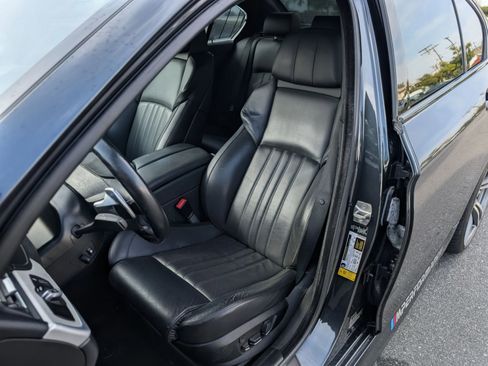 Used 2013 BMW M5 Sedan 4D image 35