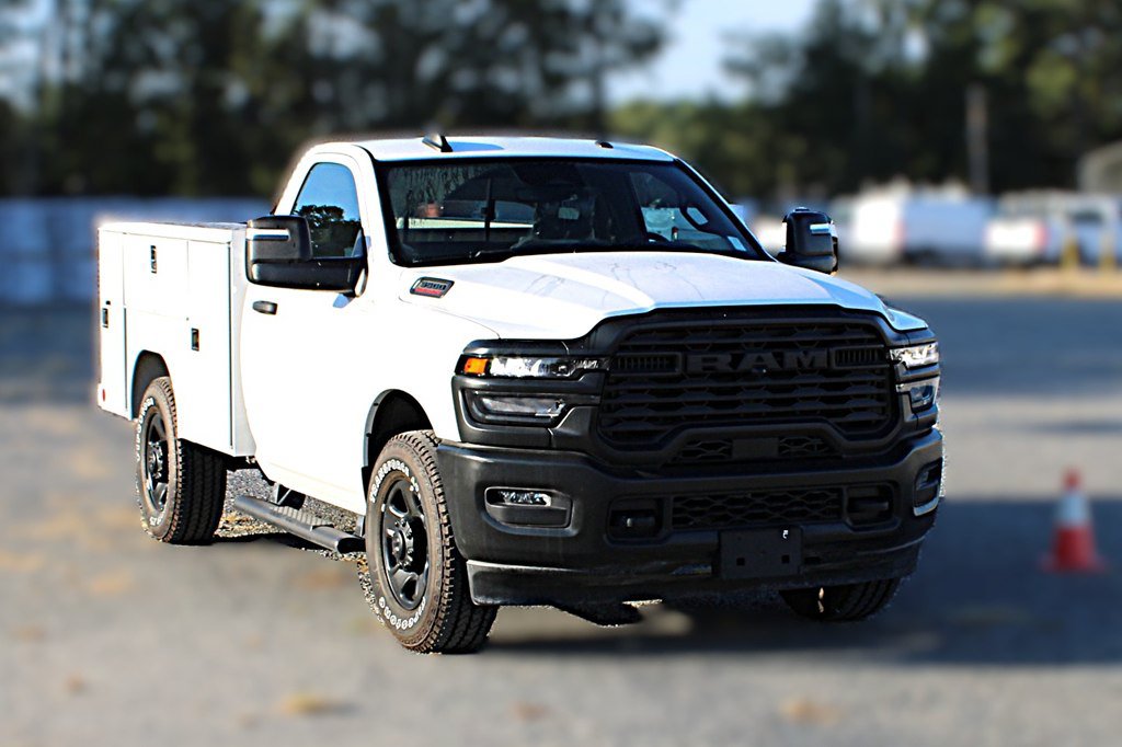 Used 2025 RAM 3500 Tradesman RWD image 3
