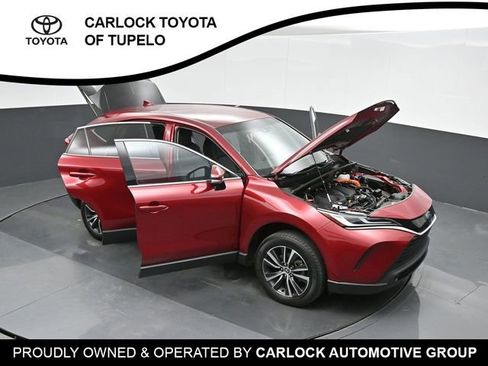 Used 2023 Toyota Venza LE image 47