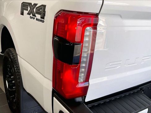 Used 2023 Ford F350 Lariat w/ Lariat Ultimate Package AWD/4WD image 34