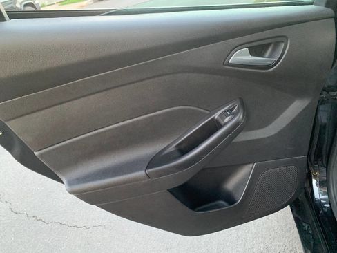 Used 2014 Ford Focus SE image 17
