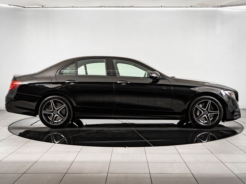 Used 2018 Mercedes-Benz E 400 4MATIC Sedan image 6