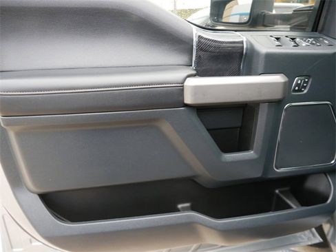 Used 2022 Ford F250 Platinum w/ FX4 Off-Road Package image 12