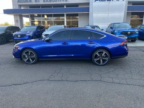 Used 2025 Honda Accord Sport image 4
