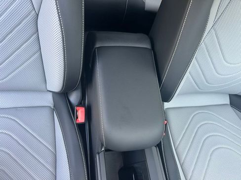 New 2026 Volkswagen Tiguan SE R-Line FWD image 37