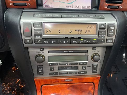 Used 2002 Lexus SC 430 Convertible RWD image 34