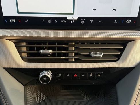 New 2026 Ford Explorer Active image 17