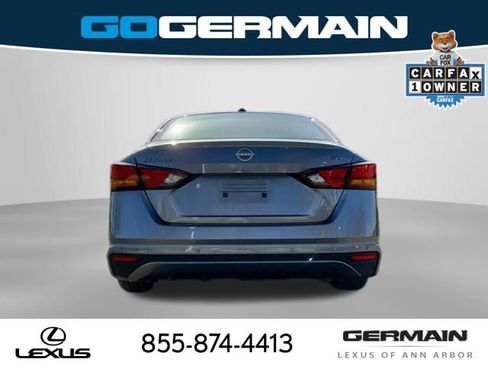 Used 2024 Nissan Altima 2.5 SV FWD image 8