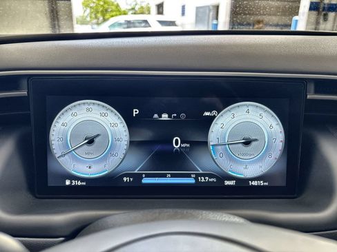 Used 2024 Hyundai Tucson Limited FWD image 10