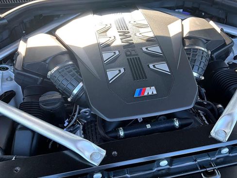 New 2026 BMW X5 M60i AWD/4WD image 17