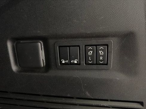 Certified 2021 Chevrolet Suburban High Country w/ Premium Package AWD/4WD image 9
