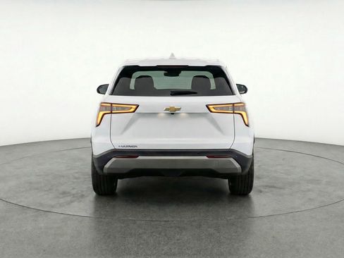 Used 2025 Chevrolet Equinox LT image 7