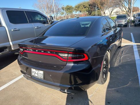 Used 2019 Dodge Charger SXT image 7