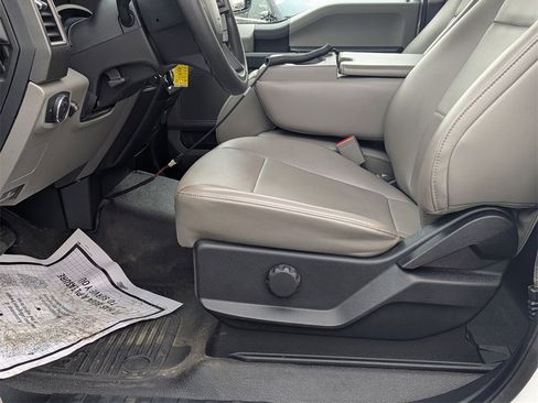Used 2019 Ford F250 XL w/ Power Equipment Group image 12