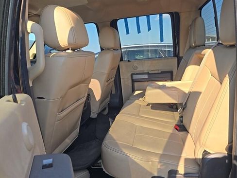 Used 2015 Ford F250 Lariat w/ Lariat Interior Package AWD/4WD image 10
