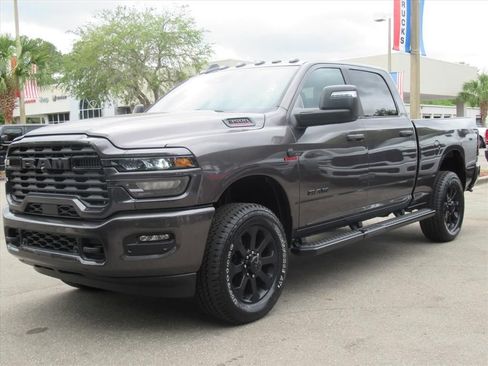 New 2026 RAM 3500 Big Horn AWD/4WD image 3