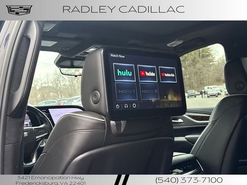 Used 2022 Cadillac Escalade Sport Platinum image 13