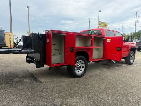 Used 2017 GMC Sierra 3500 4x4 Crew Cab w/ Snow Plow Prep Package image 9