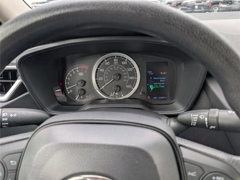 Used 2022 Toyota Corolla LE FWD image 26