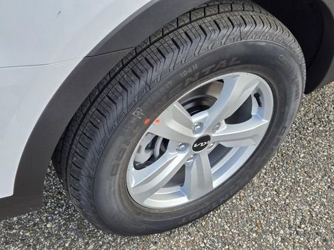 New 2026 Kia Sorento LX FWD image 6