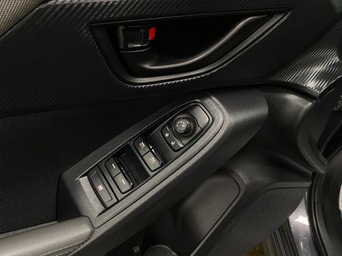 Used 2024 Subaru Crosstrek 2.0i Premium image 31