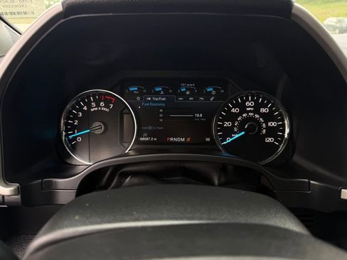 Used 2020 Ford F150 Lariat w/ Equipment Group 502A Luxury AWD/4WD image 15