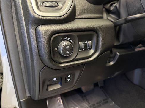 Used 2025 RAM 1500 Big Horn AWD/4WD image 15