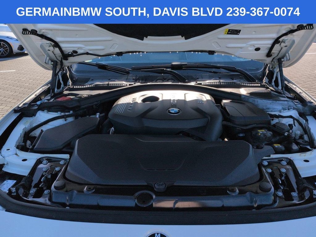 Used 2017 BMW 330i xDrive Sedan AWD/4WD image 14