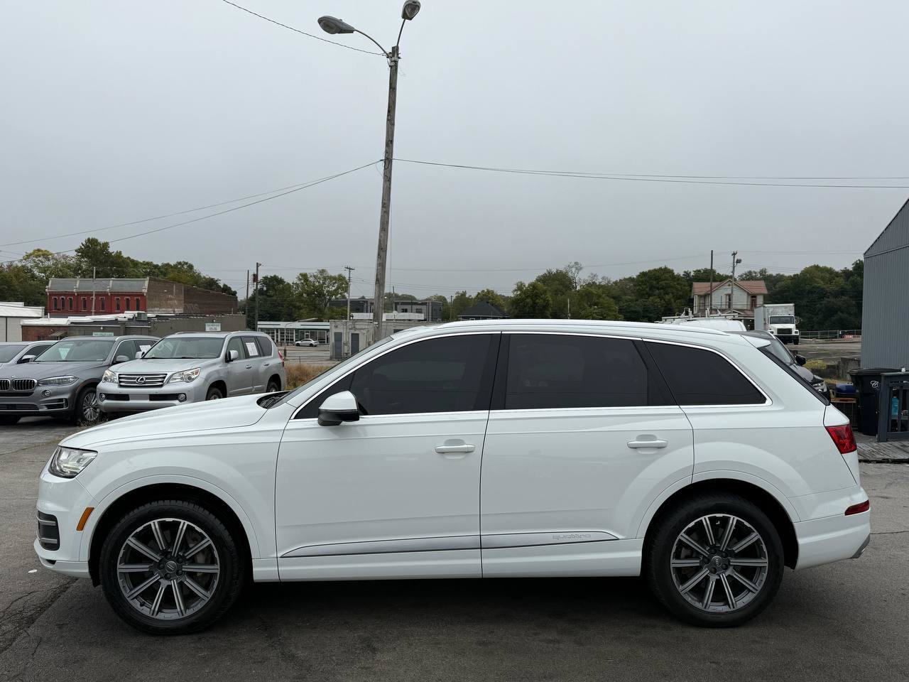 Used 2017 Audi Q7 3.0T Prestige AWD/4WD image 7