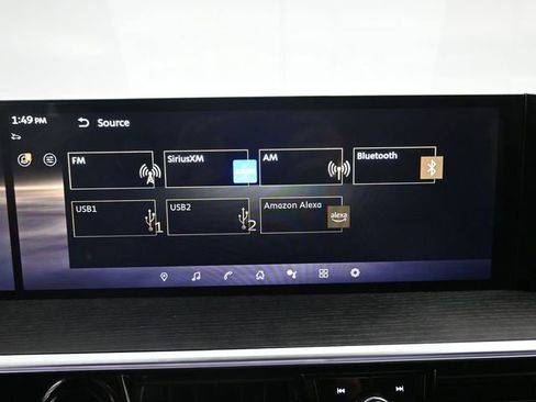 Used 2025 INFINITI QX80 Sensory image 16