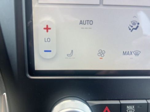 Used 2023 Ford Edge ST image 27