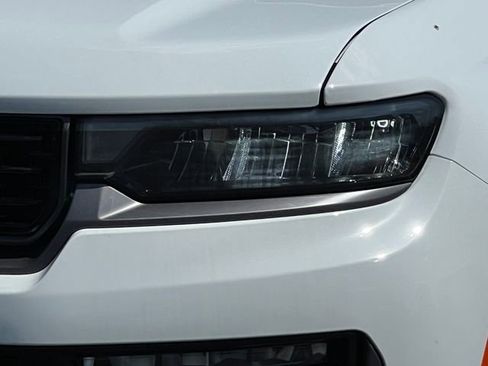New 2026 Jeep Grand Cherokee L Limited AWD/4WD image 43