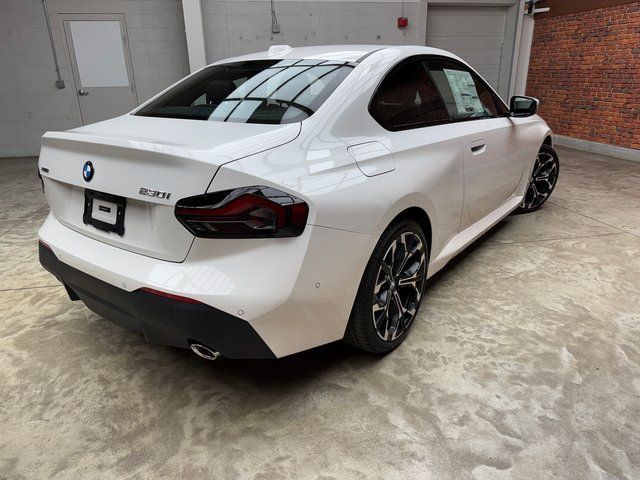 Used 2026 BMW 230i xDrive Coupe w/ Premium Package AWD/4WD image 5