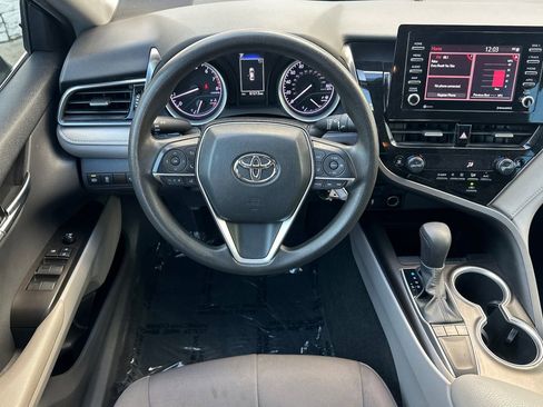 Used 2023 Toyota Camry LE image 17