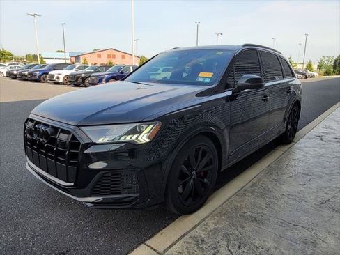 Used 2023 Audi SQ7 Prestige w/ Sport Package AWD/4WD image 10