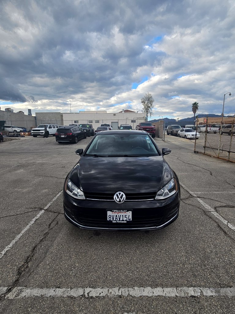 Used 2016 Volkswagen Golf SEL FWD image 3