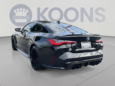 Used 2022 BMW M4 Competition w/ M Carbon Exterior Package RWD image 4