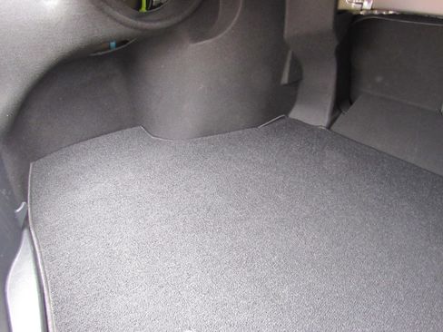 Used 2019 Toyota Avalon Limited image 43