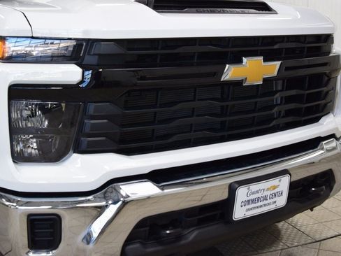 Used 2026 Chevrolet Silverado 3500 W/T w/ WT Convenience Package AWD/4WD image 7