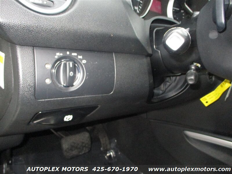 Used 2011 Mercedes-Benz ML 350 BlueTEC 4MATIC image 28