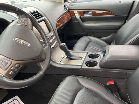 Used 2013 Lincoln MKX AWD image 28