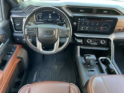 Used 2023 GMC Sierra 1500 Denali Ultimate AWD/4WD image 29