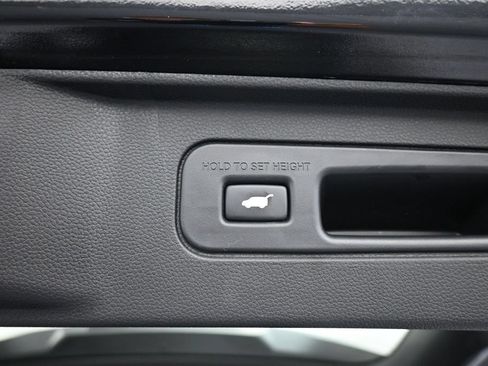 Certified 2025 Honda Pilot EX-L image 23