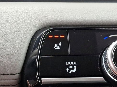 Certified 2023 Honda Pilot Touring image 25